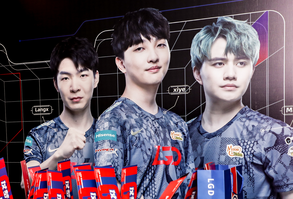 整个比赛的 整个比赛的