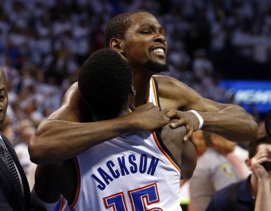 通过这些项 通过这些项